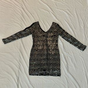 Mini/Long sleeve party dress
